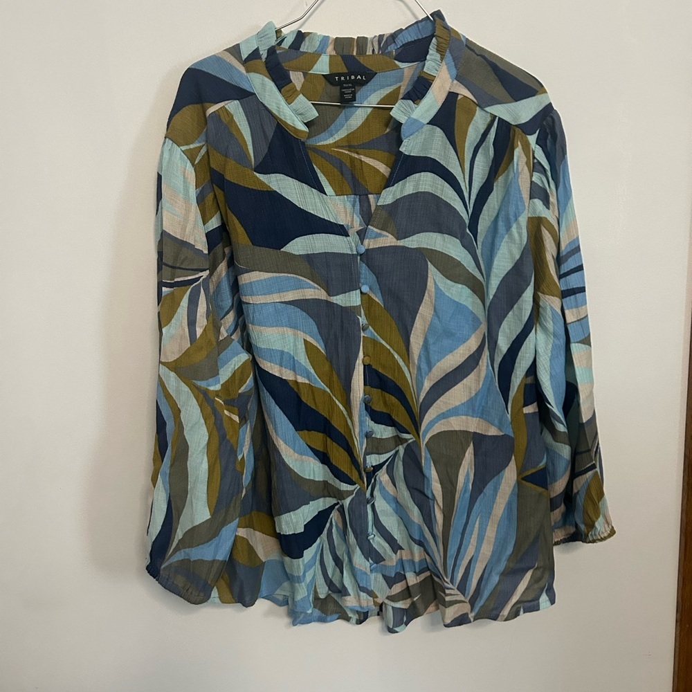 Tribal Flowy Dolman Sleeve Blowse